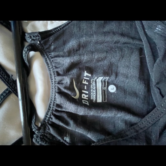 Nike Dri-Fit Active Tank - Picture 3 of 3